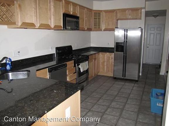 5th image of 134 N Collington Ave