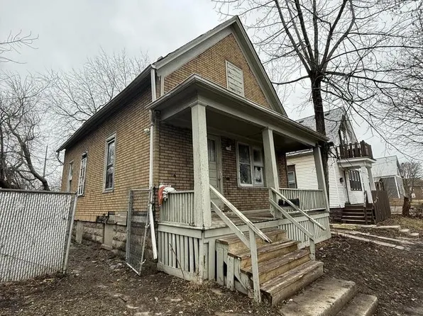 2749 North 9th STREET, Milwaukee, WI 53206