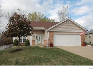 11 Running Waters Ct, Saint Charles, MO