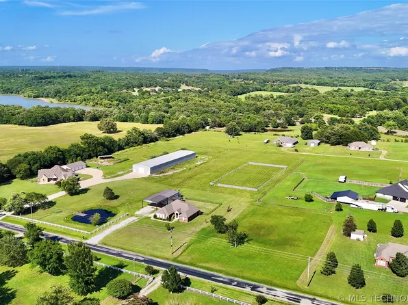 133 N Bk 700 Rd, Stigler, OK 74462