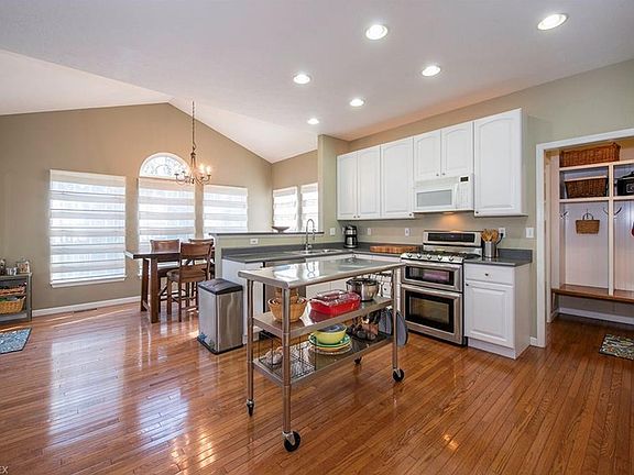 5th image of 8681 Westfield Park Dr