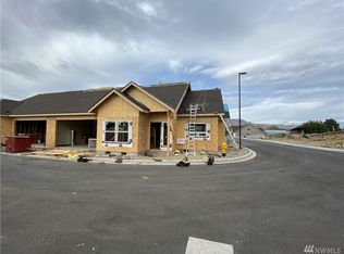 207 Solomon Loop NW, East Wenatchee, WA 98802