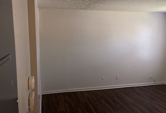 5th image of 1447 Minstrel Dr APT 4