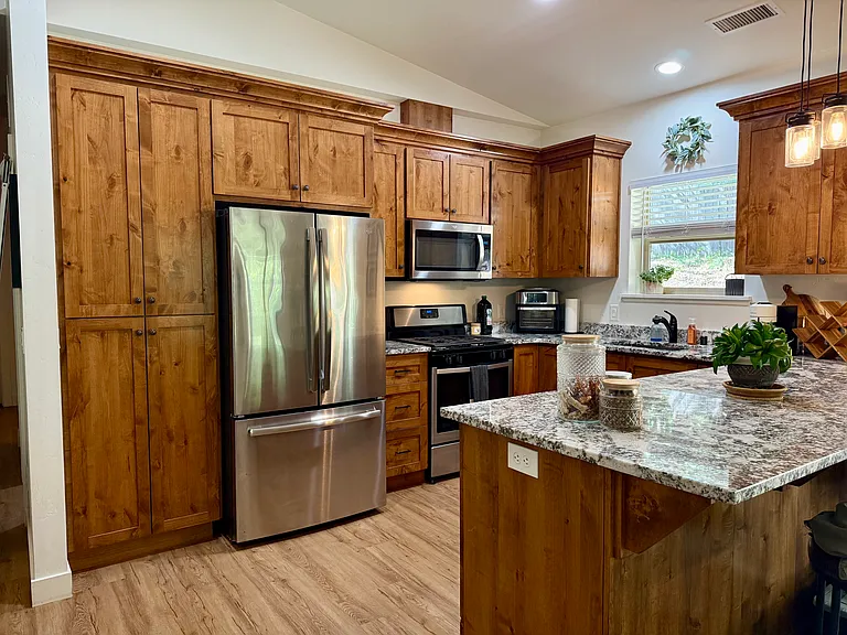 10045 Norambagua Ln — Photo 11