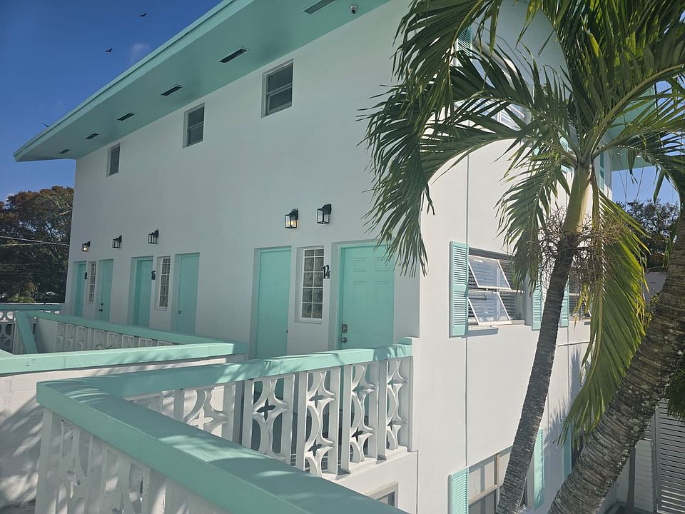 1st image of 421 NE 68th St APT 8