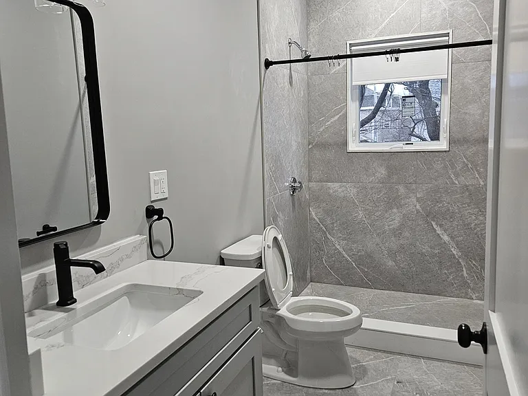 32 Irving St #1 — Photo 5