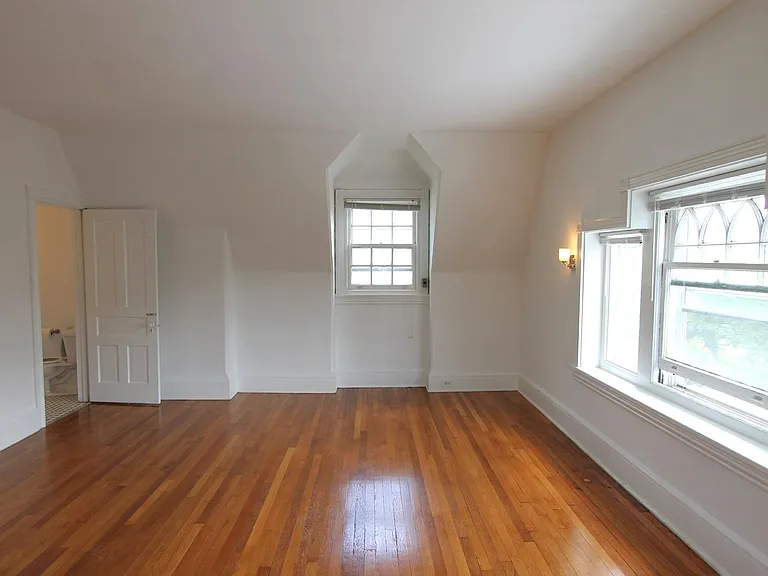 6333 Greene St — Photo 16