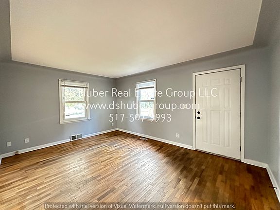3rd image of 1200 Victoria Dr