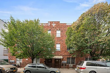1833 Palmetto Street  image 1 of 7