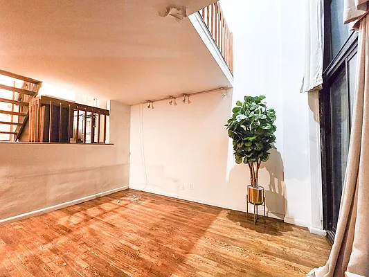 Rented by Avenues Real Estate | media 1