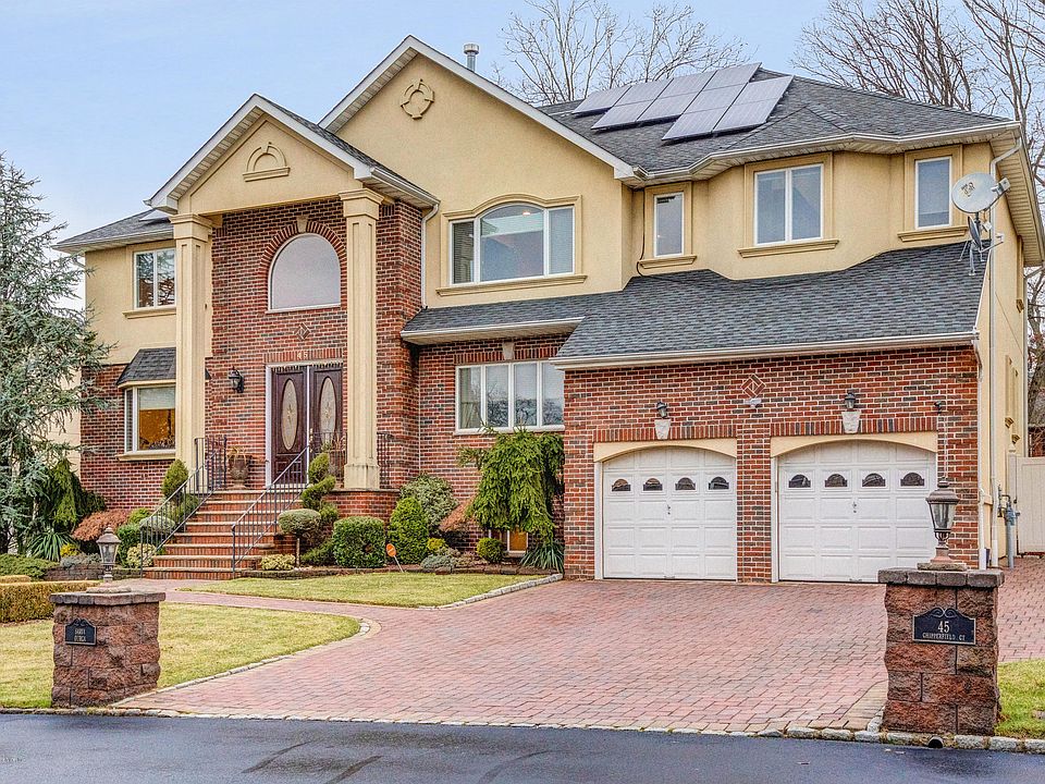 1st image of 45 Chipperfield Ct