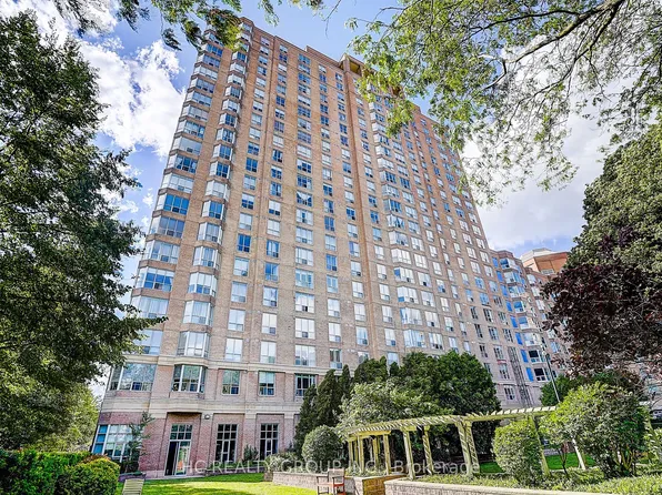 21 Overlea Blvd #1602, Toronto, ON M4H 1P2
