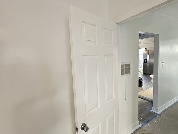 3rd image of 3859 W 115th St #1