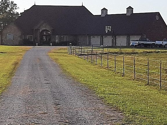 Gorgeous Driveway

