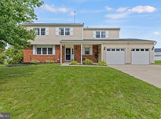 35 Plumstead Rd, Sewell, NJ 08080