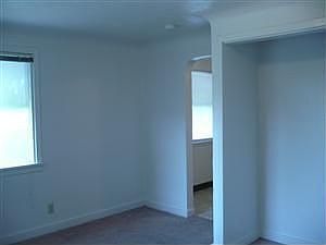 3rd image of 328 S Lafayette Ave APT 5