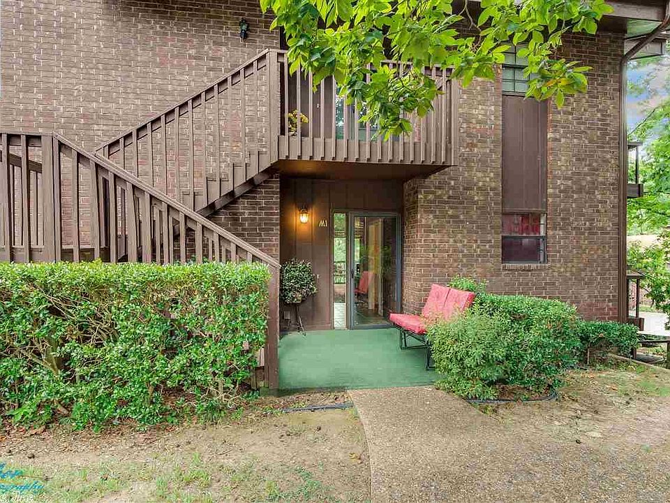 1st image of 2311 Lakeshore Dr