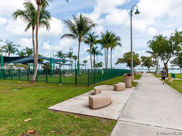 1717 N Bayshore Dr #A-3751 — Photo 14