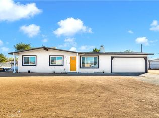 14731 Pawnee Rd, Apple Valley, CA 92307