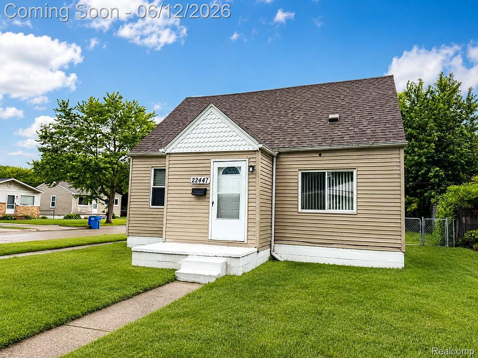 1st image of 22447 Oaklane St
