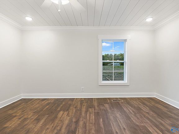 5th image of 534 Union Rd