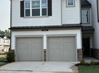 5810 Thornton Dr, Cumming, GA