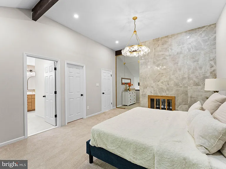 1 Bronwood Dr — Photo 23