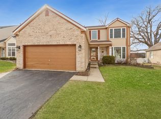 1725 Farmside Dr, Carpentersville, IL 60110