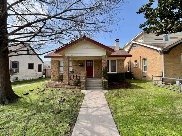1045 Alexander St, Houston, TX 77008