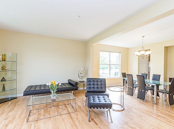 4th image of 5735 River Birch Dr