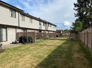 8481 Pepper Ridge Dr #13, Grand Blanc, MI 48439