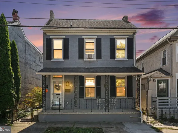42 Chestnut St, Pottstown, PA 19464