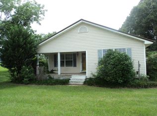 17249 Moore Rd, Andalusia, AL 36420