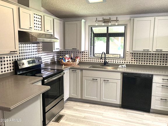 3rd image of 5948 E Hermosa Vista Drive