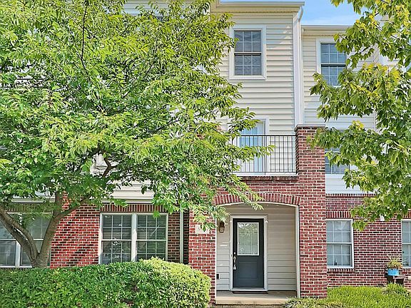 3rd image of 5984 Turnwood Dr #804