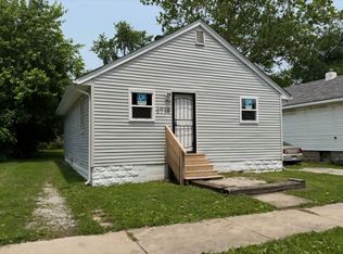 1710 E Hickory St, Decatur, IL 62526