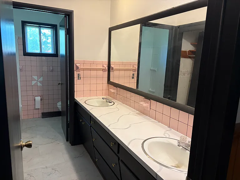 531 N Alexander Ave — Photo 6