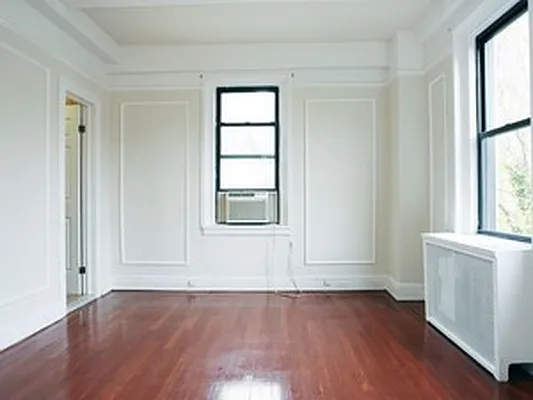 Sold by Citi Habitats | media 2