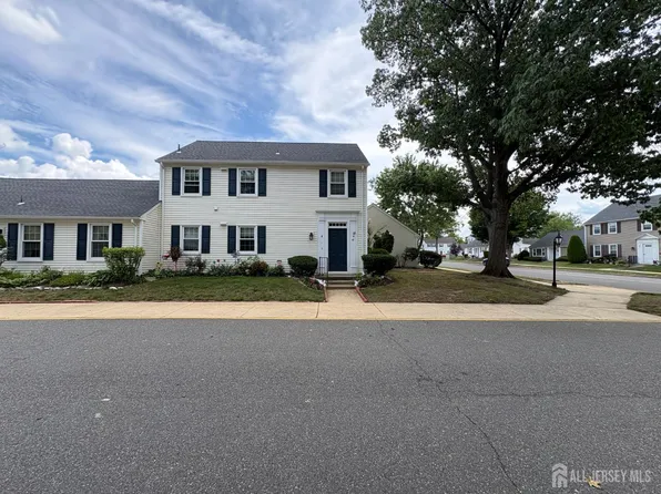 61 N Old Nassau Rd, Monroe Township, NJ 08831