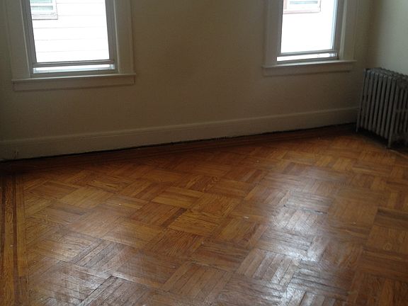 3rd image of 15 Underwood St APT 1