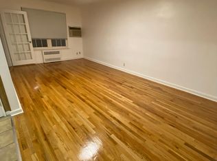 19406 Station Rd FLOOR 1, Flushing, NY 11358