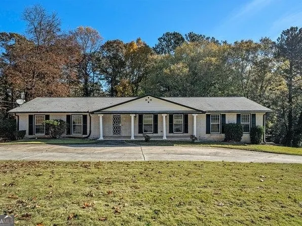 352 Harris Manor Dr SW, Atlanta, GA 30311