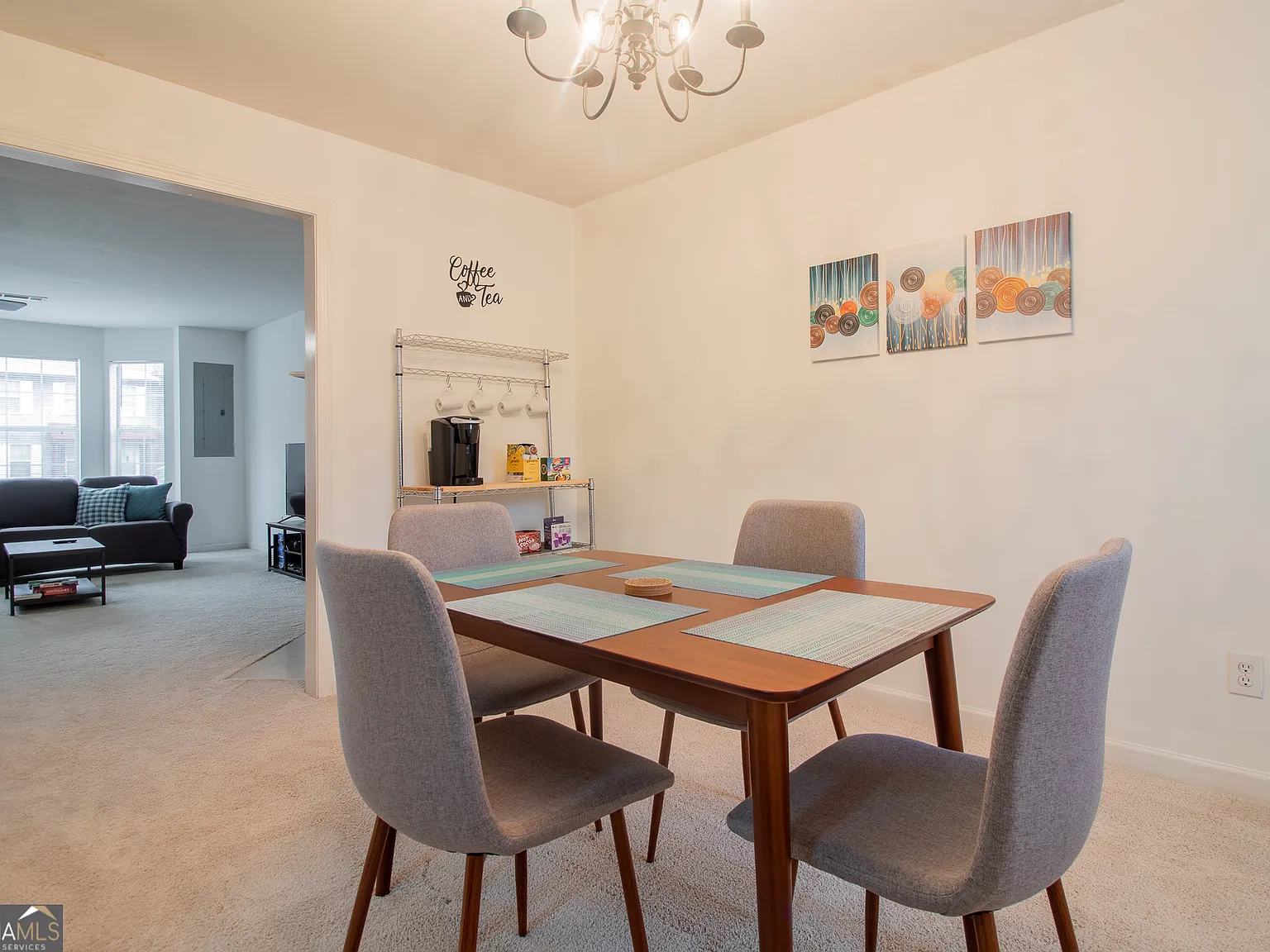 2 bed, 2.5 bath, $2,085 — Photo 2