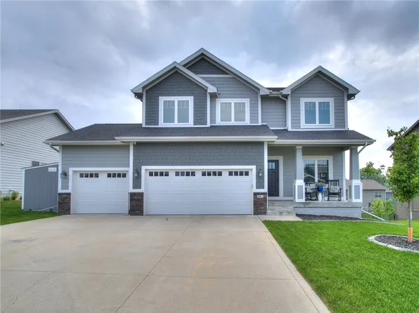 941 Breakwater Pl, Polk City, IA 50226