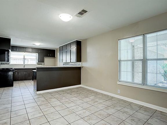 3rd image of 8410 Glen Valley Dr