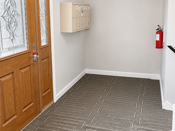 5th image of 6297 Robinson Rd APT 2