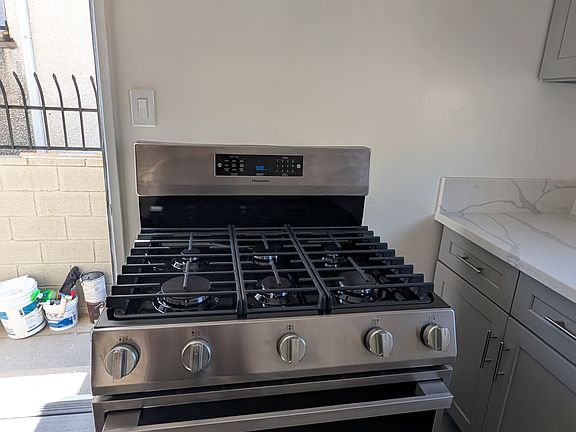 2nd image of 574 W 8th St #576