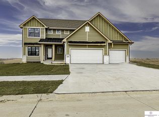 7804 S 200th St, Gretna, NE 68028