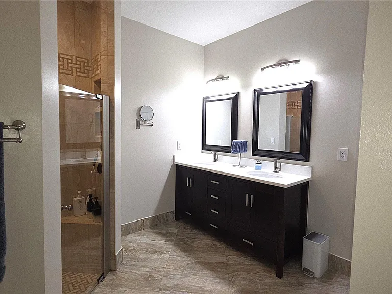 504 W Palm Aire Dr #504 — Photo 19