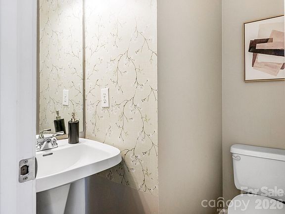 5th image of 6208 Harburn Forest Dr